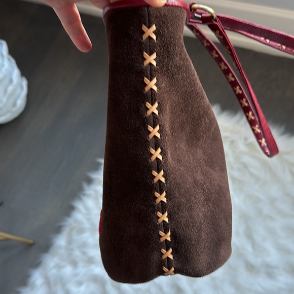 Isabella Fiore. Brown Suede and Red Leather Tote. Limited Edition. Rare find. - Picture 10 of 15